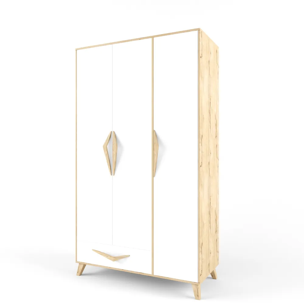 Шкаф 3-створчатый  1