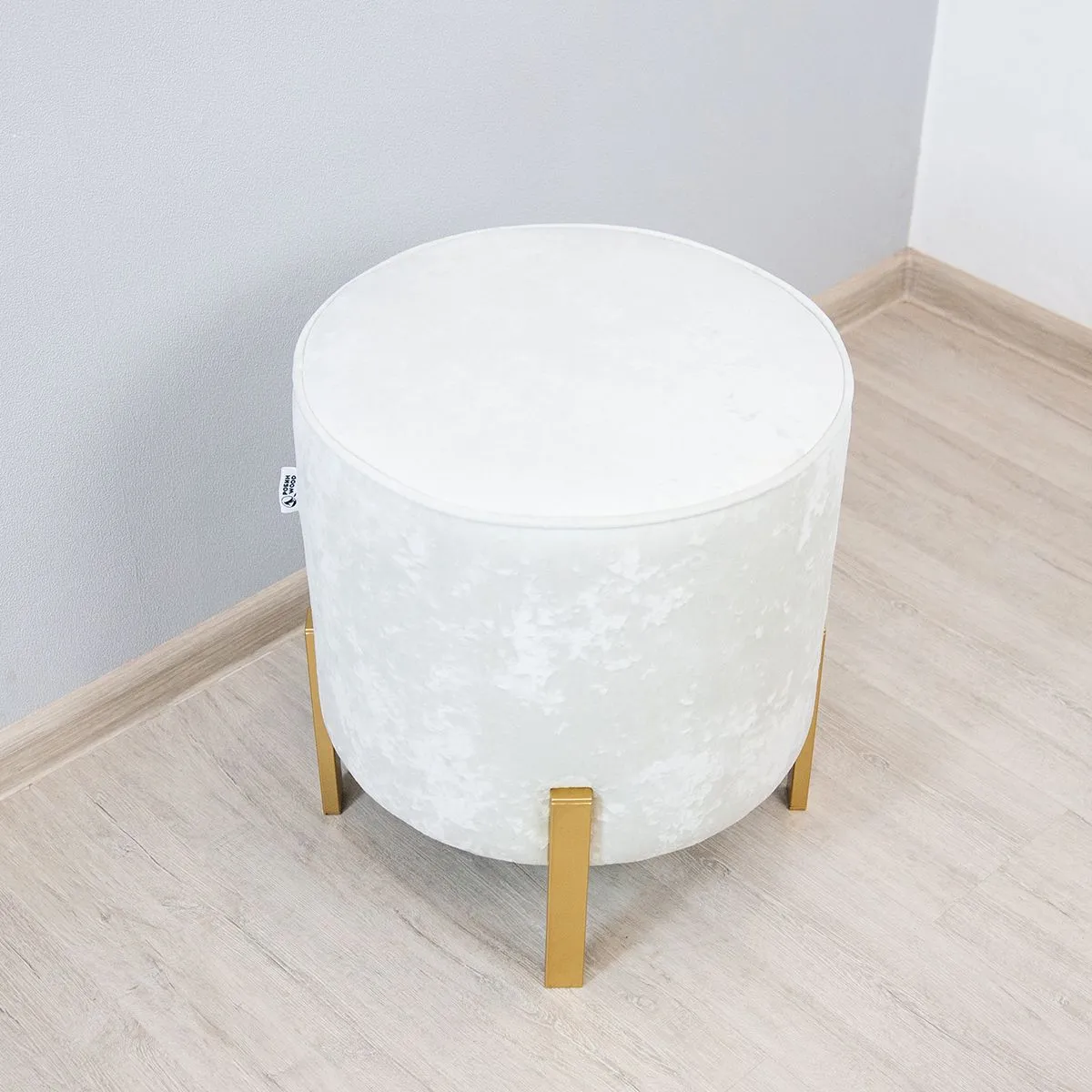 Пуф плюш белый, ножки золото 7