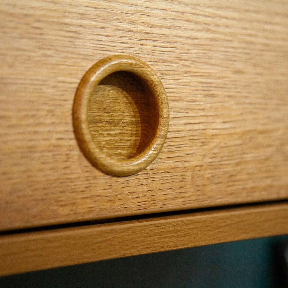 Полка закрытая дуб золотистый «Тэль» 8