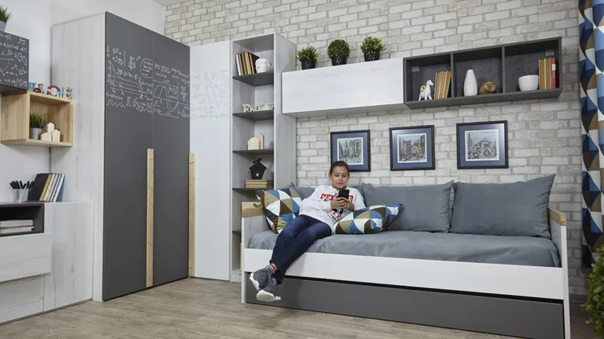 Детская комната в серых тонах